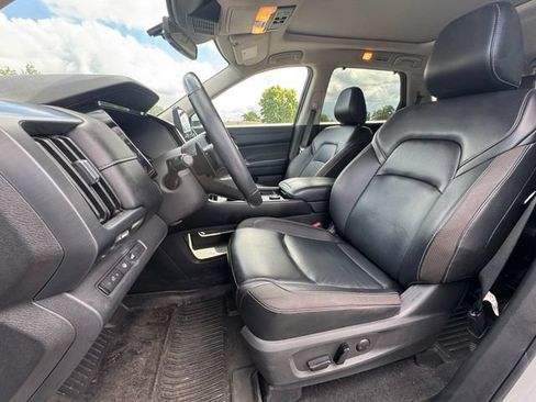 Used 2023 Nissan Pathfinder SL w/ SL Premium Package AWD/4WD image 11