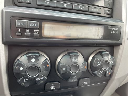 Used 2008 Toyota 4Runner Sport image 25