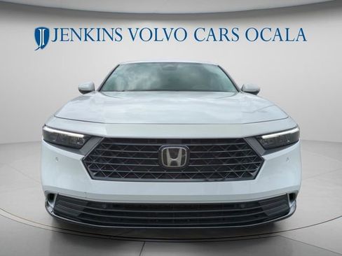 Used 2023 Honda Accord Touring image 8
