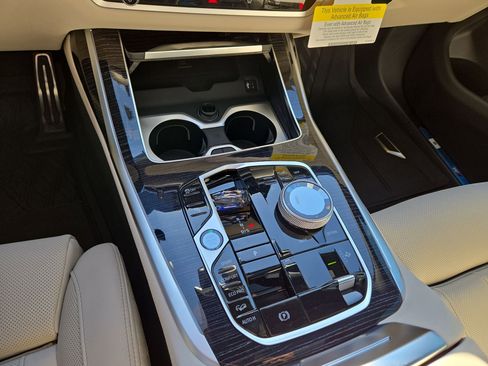 New 2026 BMW X7 xDrive40i w/ Executive Package image 22