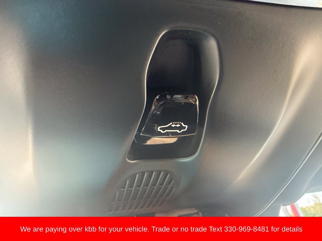 Used 2018 Volvo XC90 T6 R-Design w/ Convenience Package AWD/4WD image 28