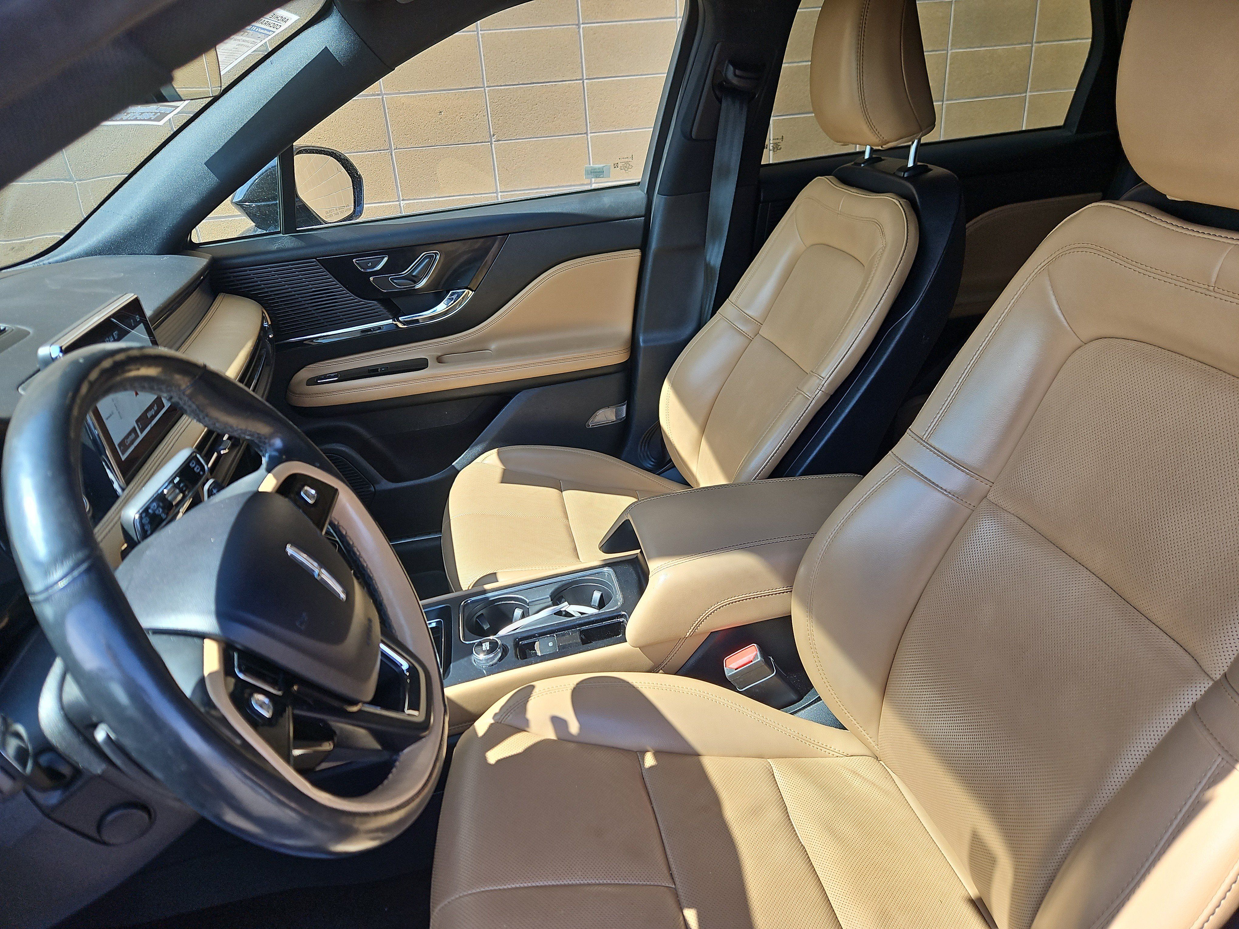 Used 2022 Lincoln Corsair Reserve AWD/4WD image 9