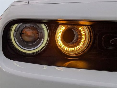 Used 2020 Dodge Challenger R/T Scat Pack w/ Shaker Package image 9