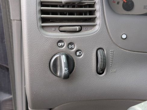 Used 2003 Ford Ranger XL image 16