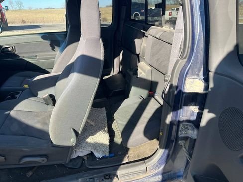 Used 2005 Chevrolet Colorado LS w/ Power Convenience Package RWD image 8