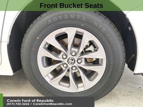 Used 2024 Toyota Sienna LE image 10