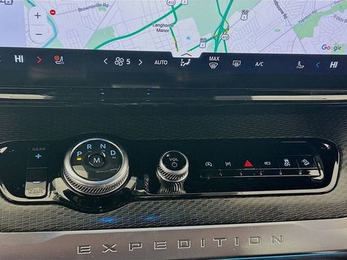 New 2026 Ford Expedition Max Platinum w/ Stealth Appearance Package image 11