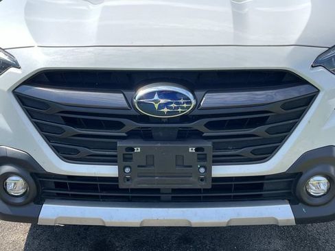 Used 2025 Subaru Outback Touring XT w/ Tech Package 3 AWD/4WD image 7