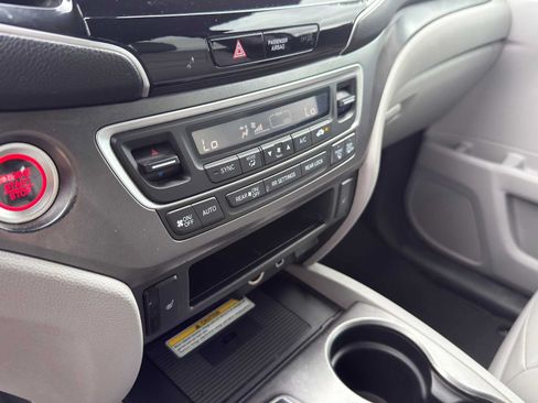 Used 2022 Honda Pilot Special Edition image 14