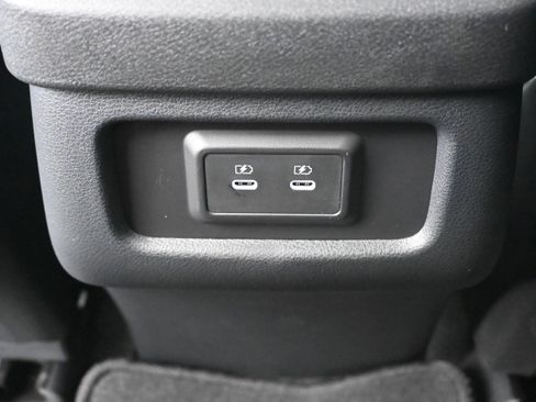 New 2026 Nissan Pathfinder SV image 17