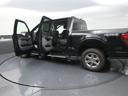 Used 2024 Ford F150 XLT w/ Mobile Office Package image 43