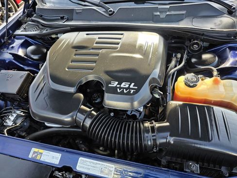 Used 2015 Dodge Challenger SXT Plus w/ Premium Sound Group image 35