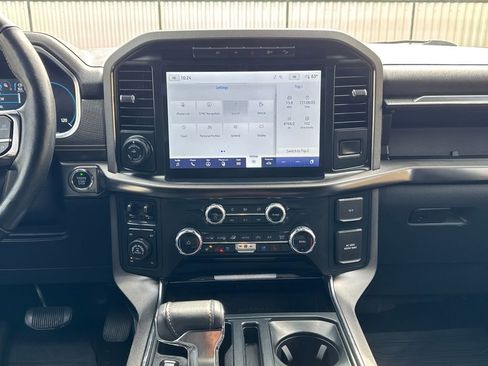 Used 2022 Ford F150 Platinum w/ Equipment Group 701A High AWD/4WD image 18
