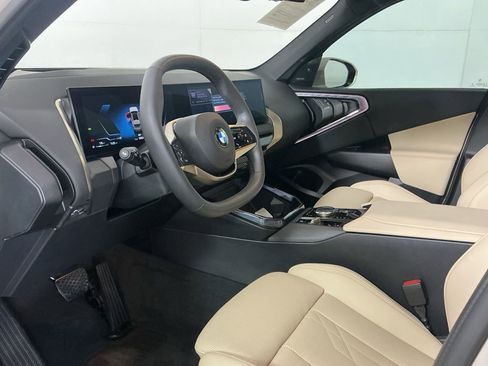 Certified 2025 BMW X3 xDrive30i w/ Premium Package image 20