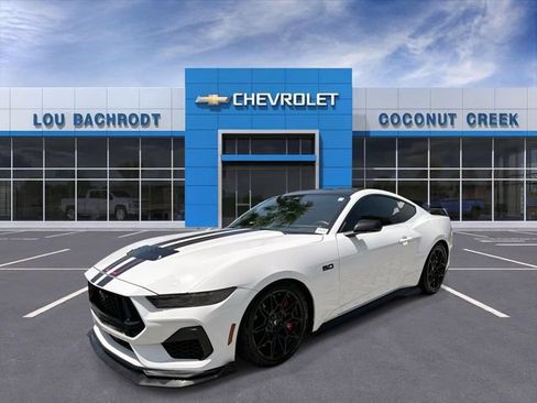 Used 2024 Ford Mustang GT Premium w/ GT Performance Package RWD image 4