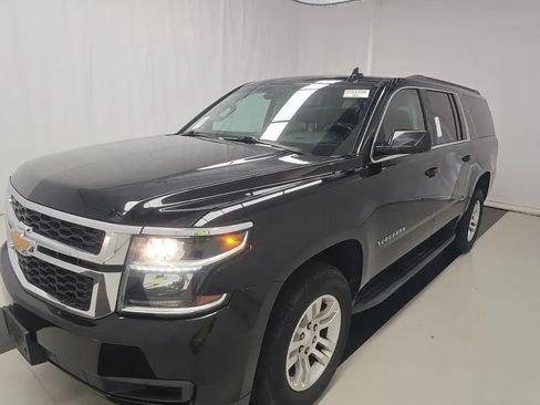 Used 2019 Chevrolet Suburban LT AWD/4WD image 1