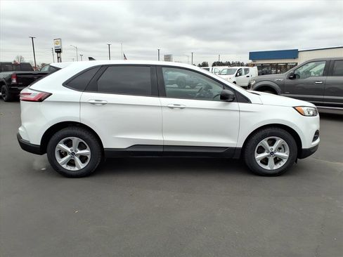 Used 2022 Ford Edge SE image 7