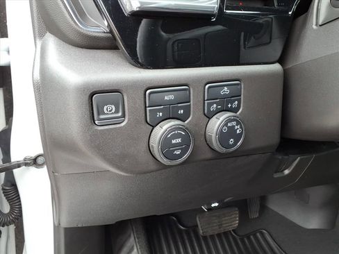 Used 2024 Chevrolet Silverado 1500 LT w/ Convenience Package II image 16