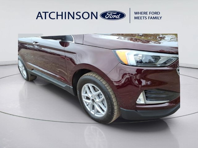 Used 2024 Ford Edge SEL w/ Convenience Package AWD/4WD image 4
