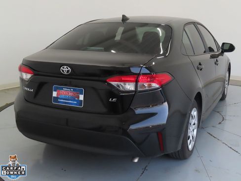 Used 2026 Toyota Corolla LE FWD image 3