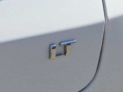 Used 2022 Chevrolet TrailBlazer LT w/ Convenience Package image 17
