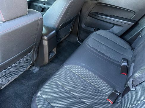 Used 2017 Chevrolet Equinox LT w/ Convenience Package FWD image 12