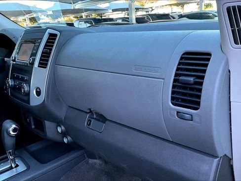 Used 2015 Nissan Xterra S image 17
