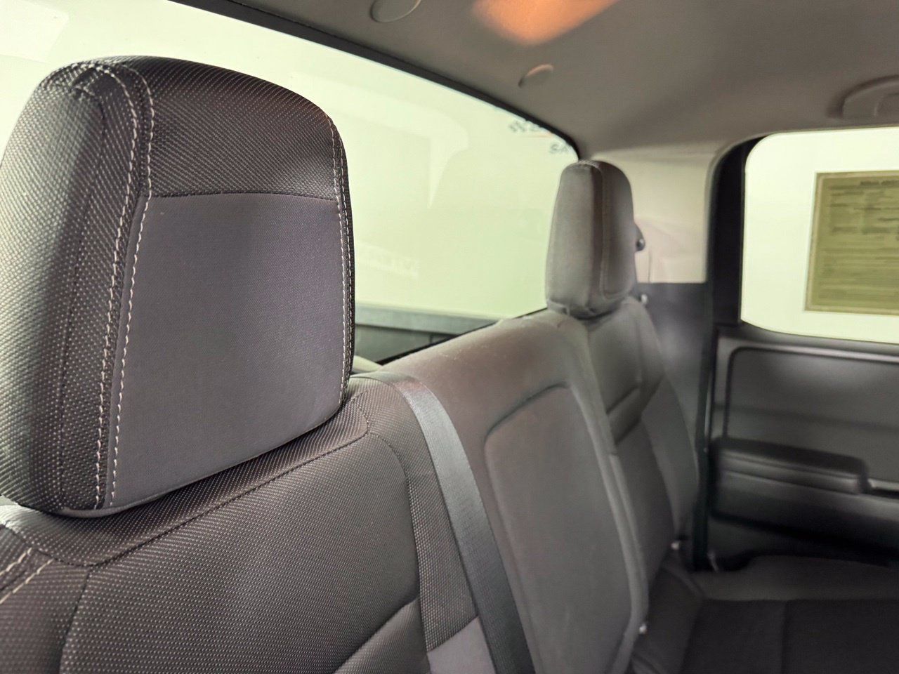 Used 2024 Nissan Frontier SV RWD image 30