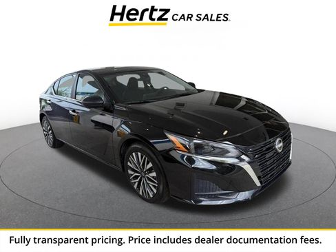 Used 2025 Nissan Altima 2.5 SV FWD image 1