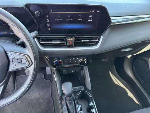 Used 2024 Chevrolet TrailBlazer LT image 25