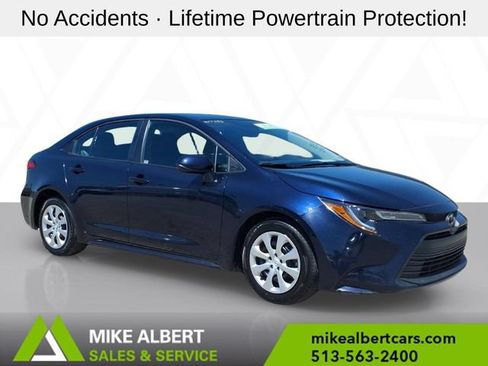 Used 2025 Toyota Corolla LE FWD image 1