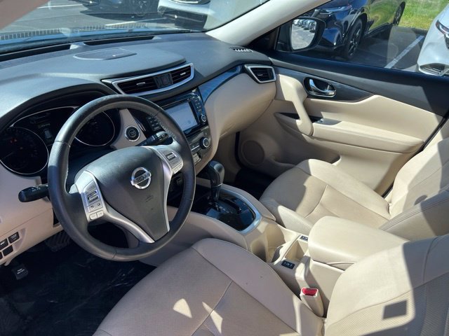 Used 2016 Nissan Rogue SL w/ SL Premium Package FWD image 28