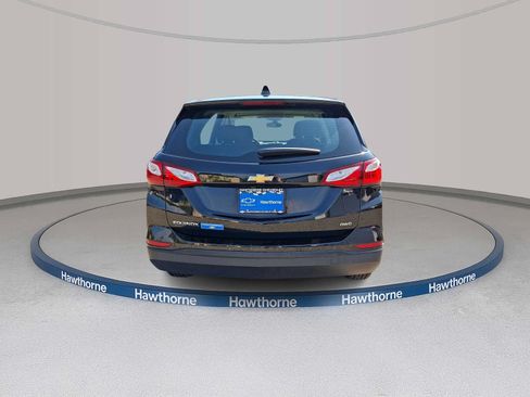 Used 2020 Chevrolet Equinox LS AWD/4WD image 5