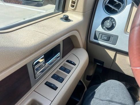 Used 2014 Ford F150 King Ranch w/ King Ranch Luxury Package RWD image 18
