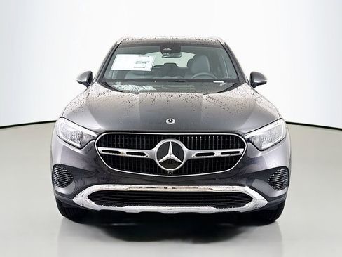 Used 2026 Mercedes-Benz GLC 300 4MATIC image 2