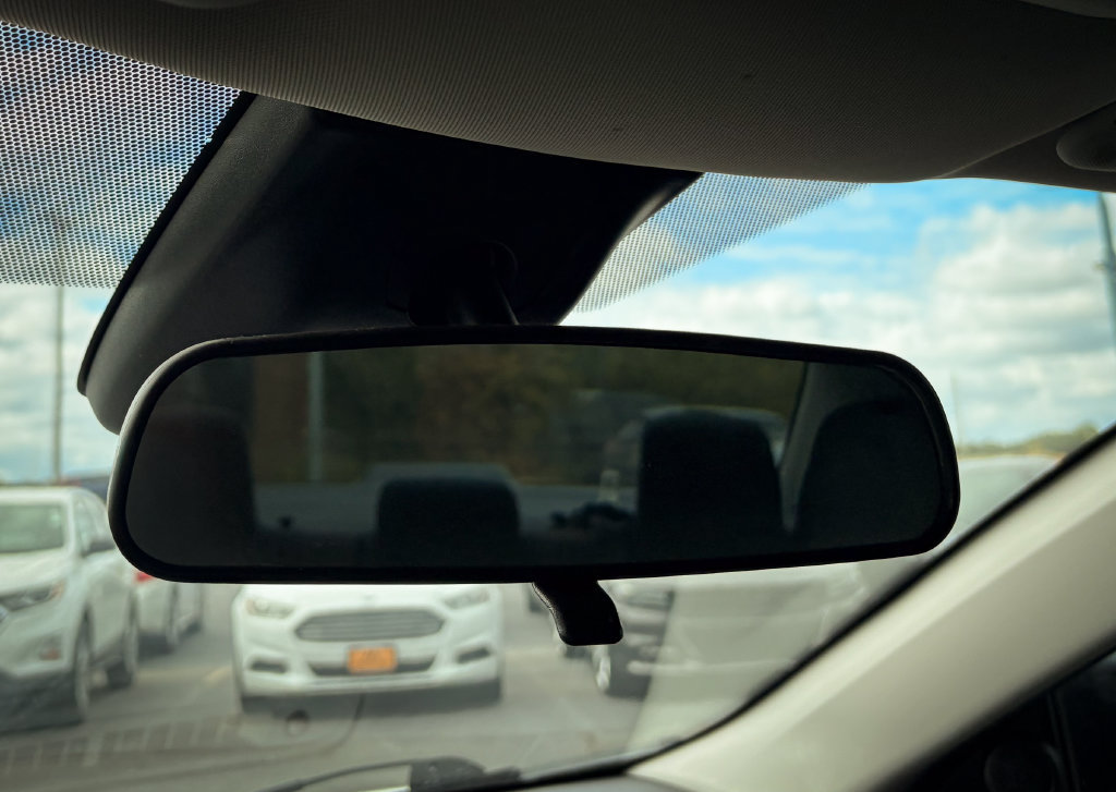 Used 2019 Toyota Corolla LE FWD image 16