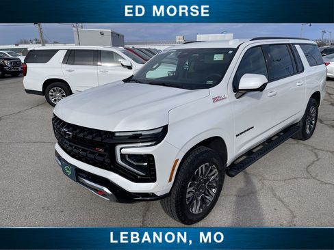 Used 2025 Chevrolet Suburban Z71 AWD/4WD image 19
