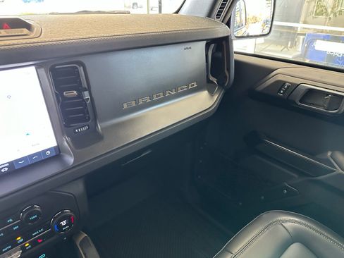 Certified 2025 Ford Bronco Badlands image 40