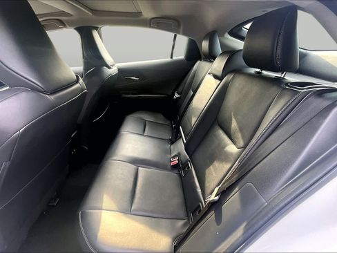 Used 2023 Toyota Prius Limited w/ Limited Premium Package AWD/4WD image 20