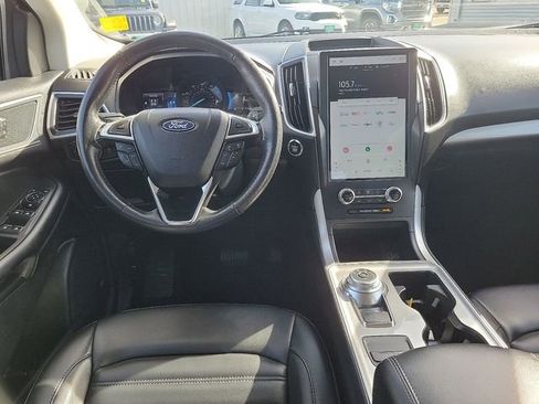 Used 2024 Ford Edge SEL image 12
