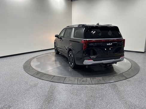 New 2026 Kia Carnival EX image 7