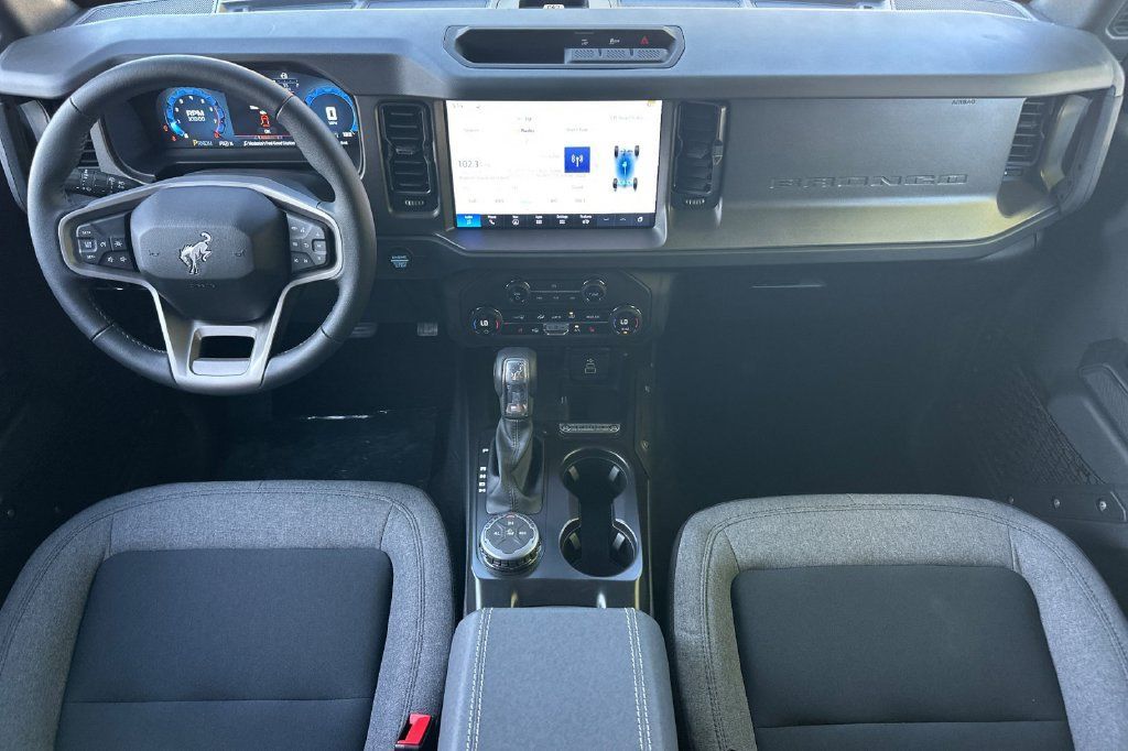 New 2026 Ford Bronco Big Bend AWD/4WD image 13