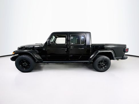 Used 2023 Jeep Gladiator Sport AWD/4WD image 8