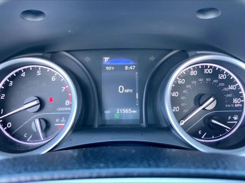 Used 2024 Toyota Camry LE FWD image 25