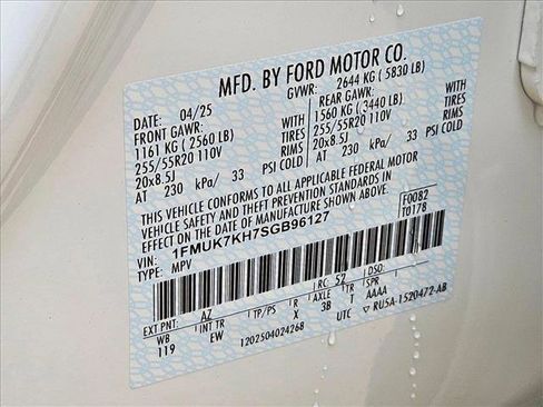 New 2025 Ford Explorer ST-Line w/ Premium Package image 18