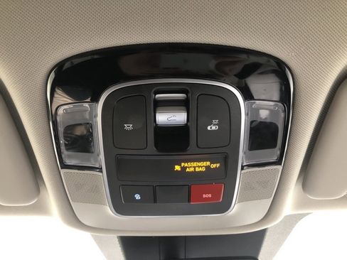 Used 2023 Hyundai Tucson Limited image 30