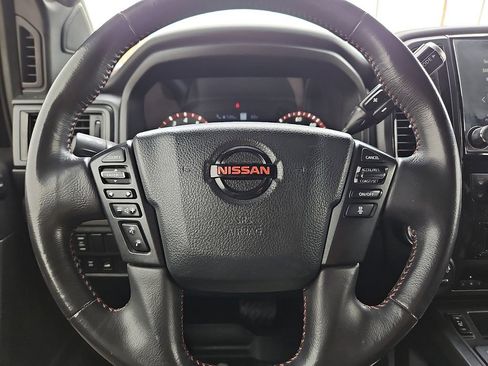 Used 2020 Nissan Titan PRO-4X w/ Pro-4x Convenience Package image 30