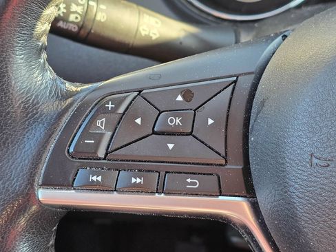 Used 2018 Nissan Rogue SL AWD/4WD image 20