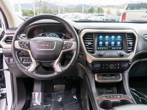 Used 2021 GMC Acadia Denali w/ Denali Ultimate Package image 17