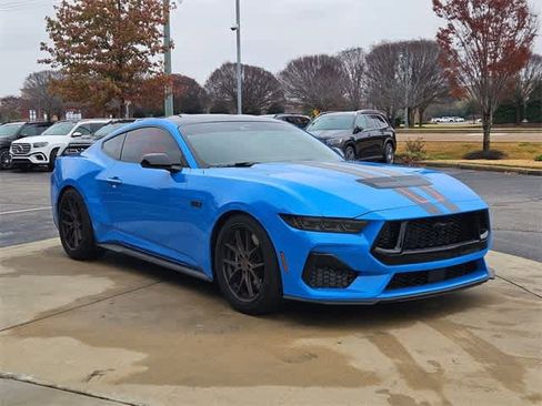 Used 2025 Ford Mustang GT Premium w/ GT Performance Package image 2